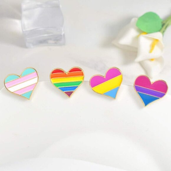 Love is Love Theme Enamel Lapel Pin Brooch Badge - Picture 6 of 6